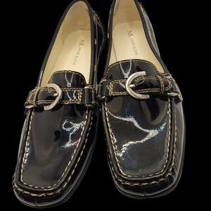 Anne Klein Black Patent Ritchey Loafer Women's Size 7